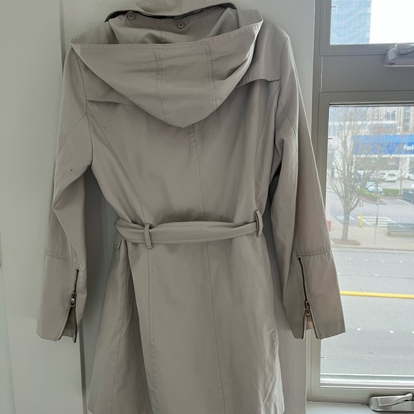 Vince Camuto Trench Coat - Picture 4 of 8